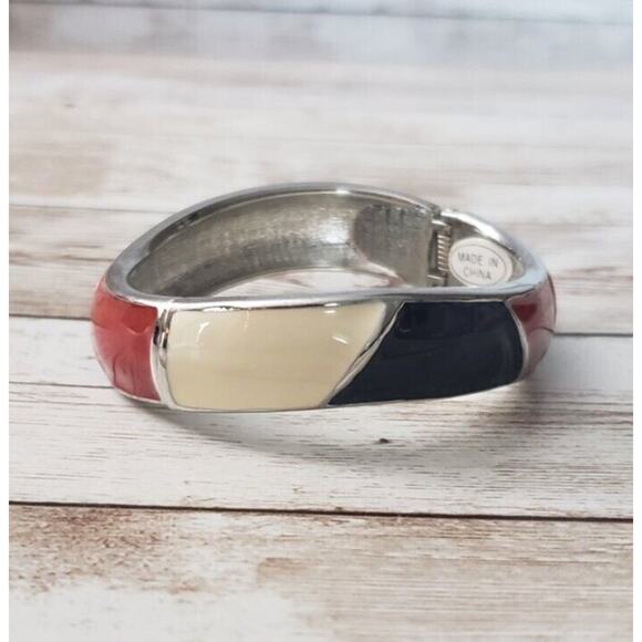Cream, Navy Blue, & Red Wavy Hinged Bracelet - Picture 4 of 4